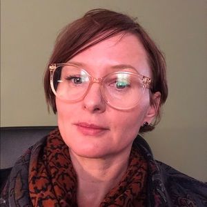 Meet your Posher, Basia